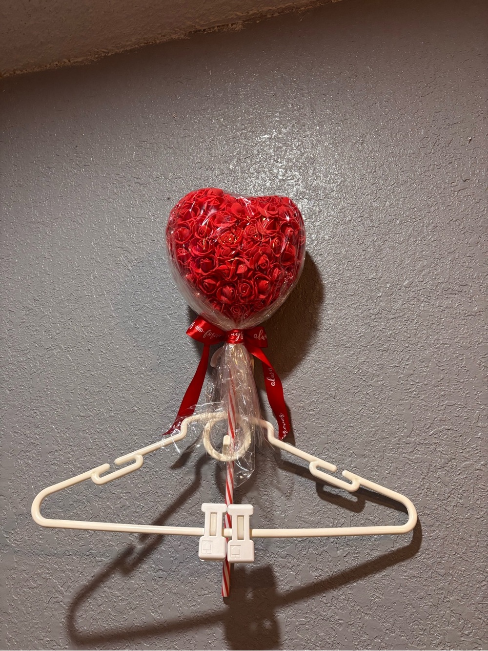 Red Heart Rose Wall Hanging - Decorative Home Wall Decor